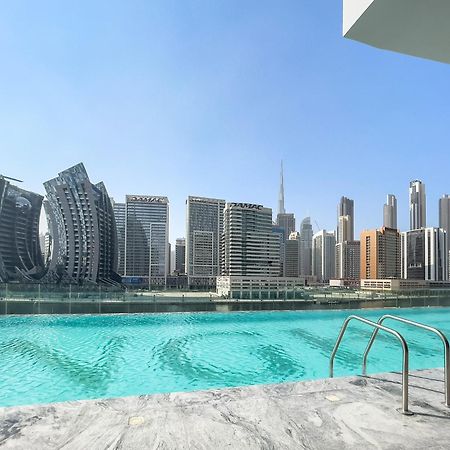 Furnished Apartment Binghatti Canal - Burj Khalifa View, Дубай Екстериор снимка