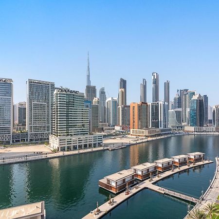 Furnished Apartment Binghatti Canal - Burj Khalifa View, Дубай Екстериор снимка
